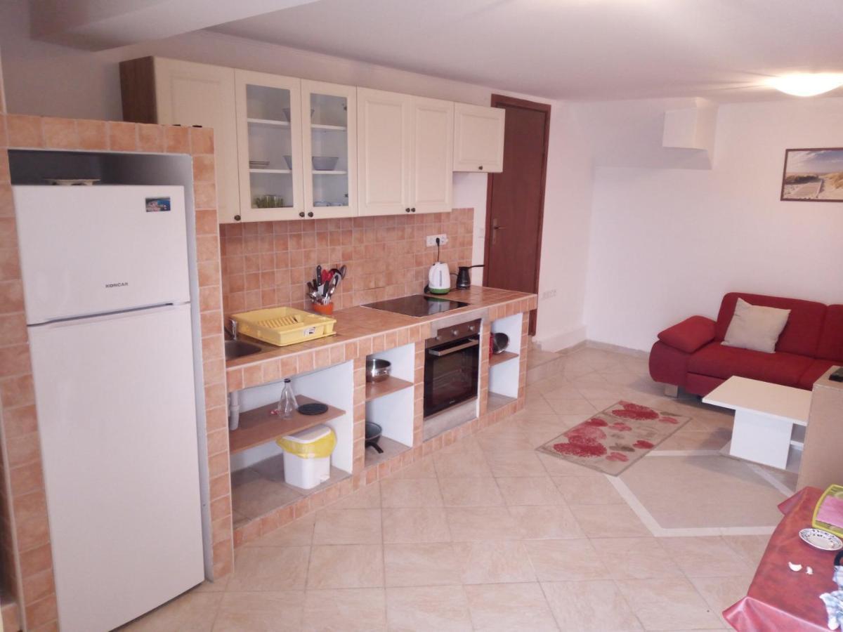 Apartmani Rab - Adrijana & Aleksandra Банёл Экстерьер фото